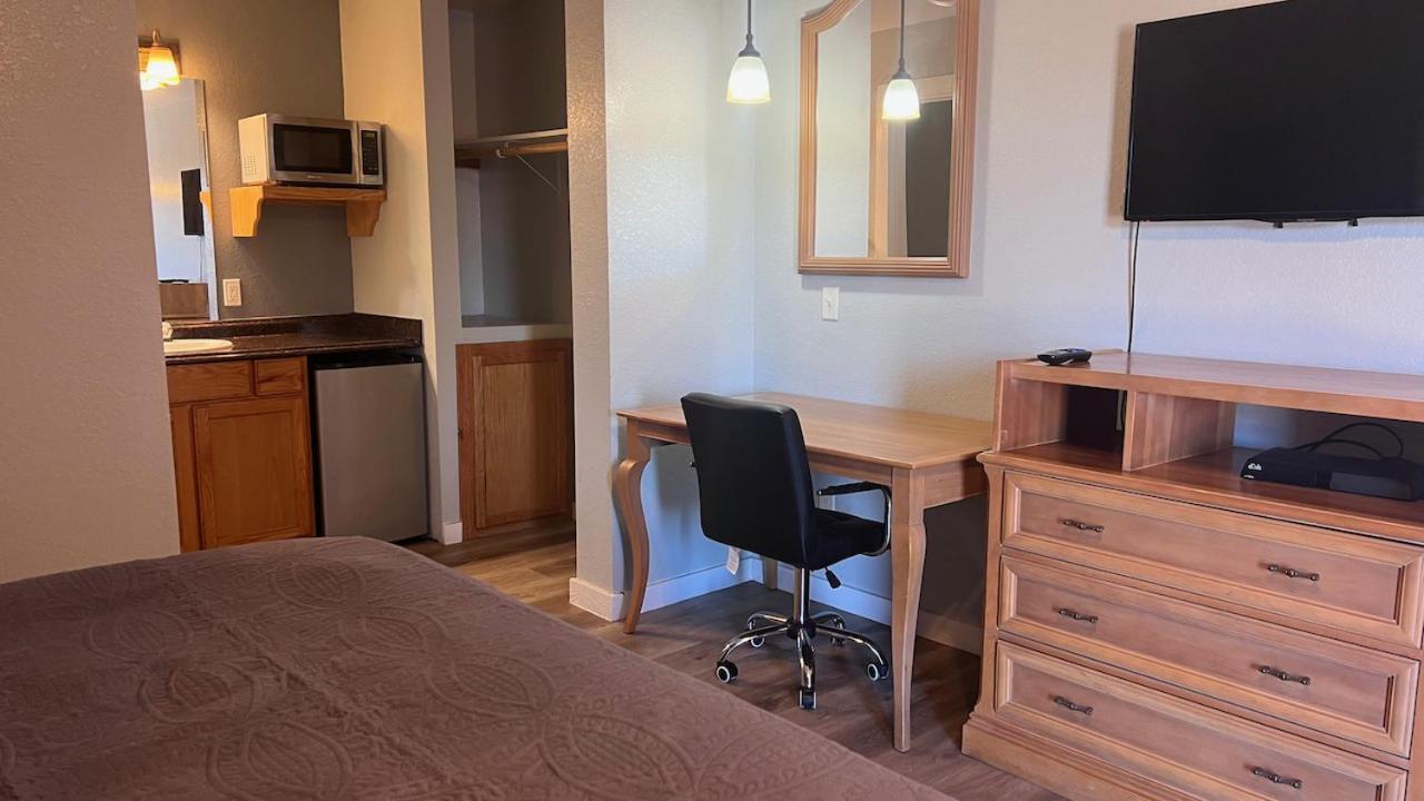 Texas Lodge Kenedy Dış mekan fotoğraf
